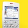 Nokia Asha 205: Facebookra tervezve   