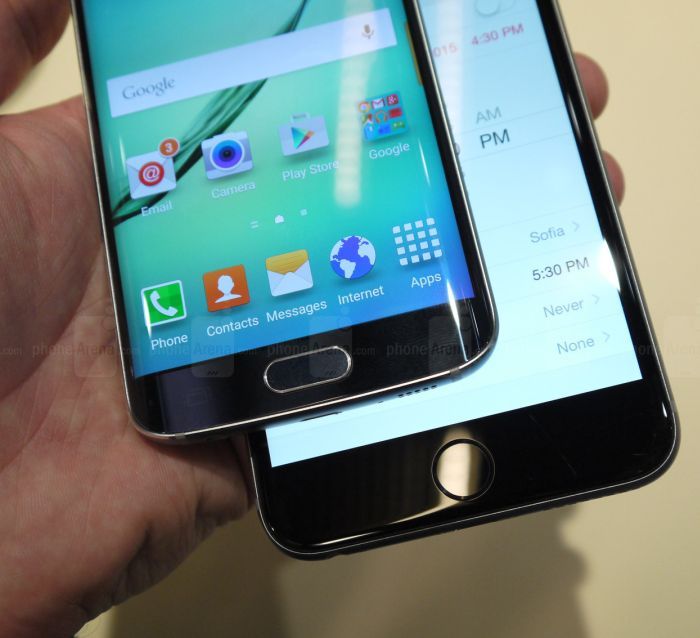 Samsung Galaxy S6 edge Plus: 3000 mAh-s akkumulátorral