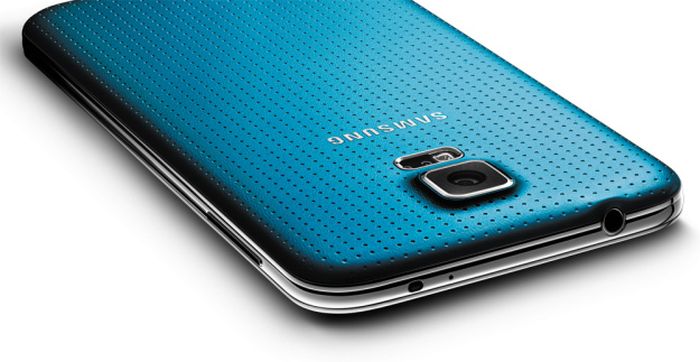 Ez baj: nem lesz vízálló a Galaxy S6
