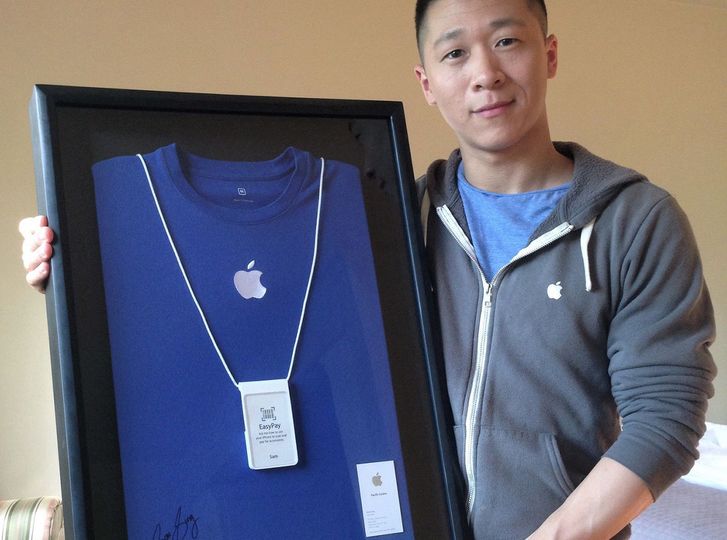 Elárverezik a legjobb nevű Apple munkatárs névjegykártyáját
