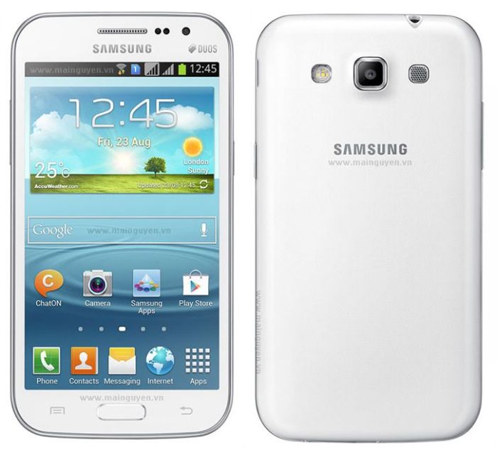 Samsung Galaxy Win: 4.7 col, dual SIM
