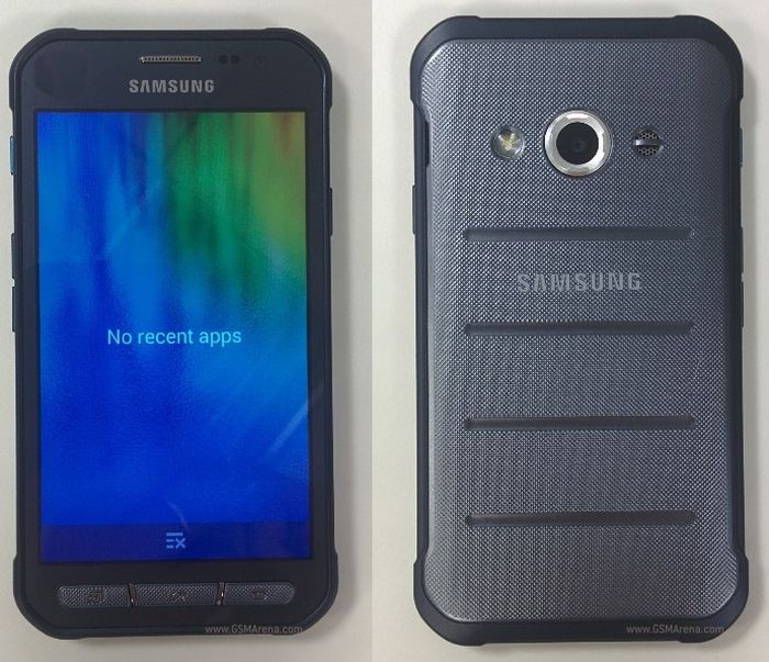 Exkluzív: képeken az új vízálló Samsung