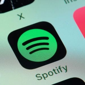 A Spotify nem fogadja el az App Store új feltételeit az EU-ban, helyette alkalmazásfrissítést küld árakkal