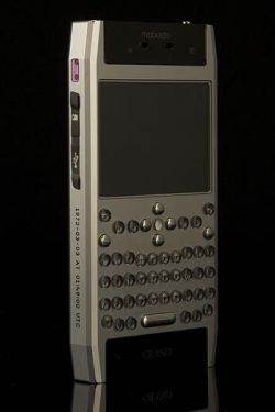 Mobiado Grand 350 Pioneer mobil