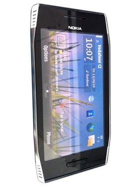 Nokia X7-00 mobil