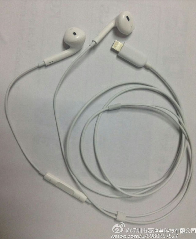 Apple Earpod fülhallgató Lightning csatlakozóval?