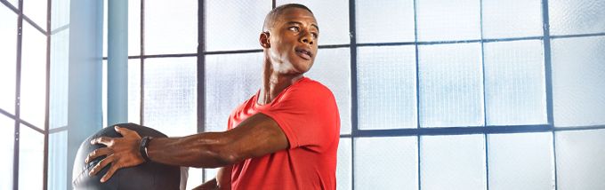 Új, még okosabb Garmin aktivitás mérő érkezett