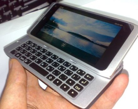 Igaz a hír: a Nokia Windows-ra vált