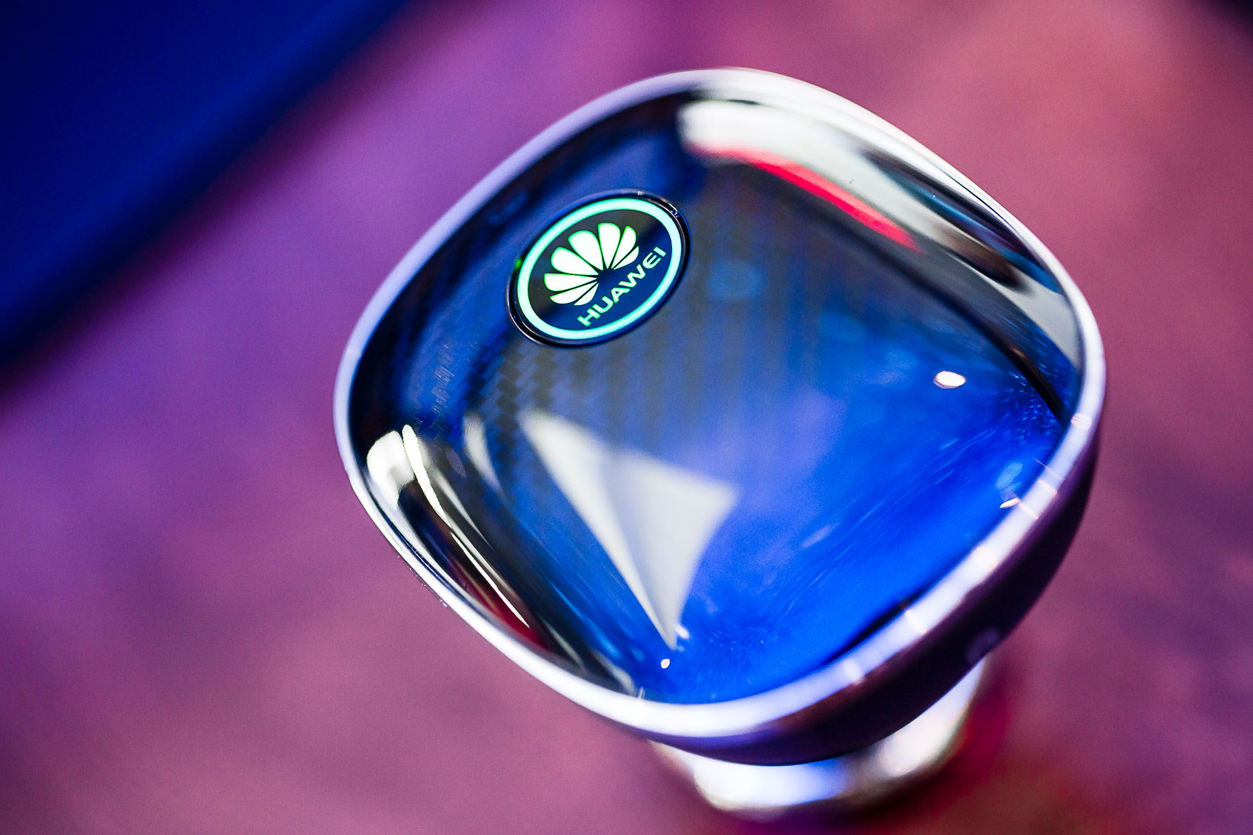 CarFi: Wi-Fi az autódban