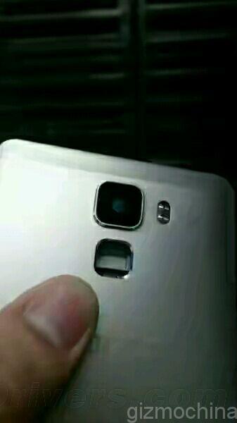 Képeken a Huawei Honor 7 és 7 Plus