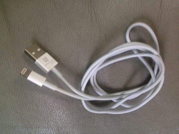 9 pin usb Az Apple bekeményít: nincs több utángyártott cucc!