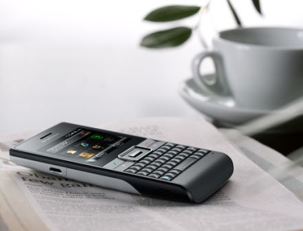 Augusztusban jön a Sony Ericsson Aspen