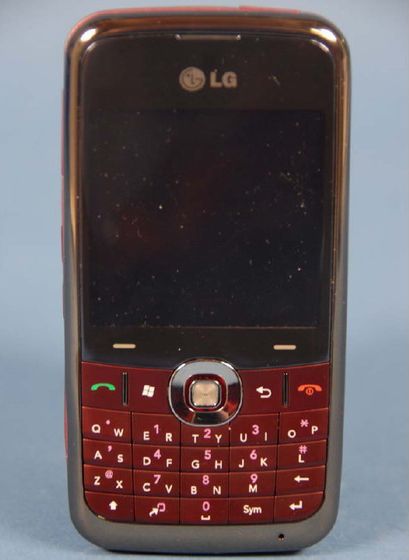 Az LG a Nokia babérjaira tör