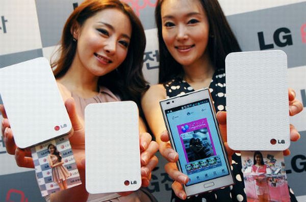 LG Pocket Photo Printer: fotónyomtatás zsebből