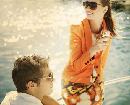 Nokia N97 Mini Nokia N97 Mini Gold Edition: 18 karáttal