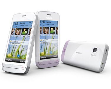 Bemutatták a Nokia C5-03 mobilt