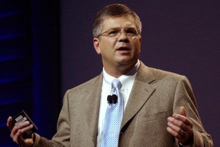 Milliókért megy el a Dell bukott vezetõje