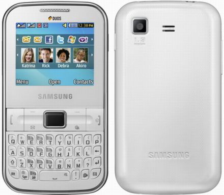 /txt/hirek/kepek/Samsung-Chat-322-dual-SIM-QWERTY-official-2_20101021.jpg Dual SIM és QWERTY billentyûzet egy telefonban