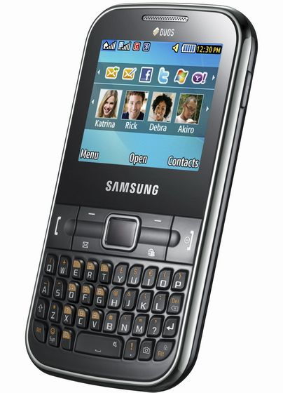 /txt/hirek/kepek/Samsung-Chat-322-dual-SIM-QWERTY-official_20101021.jpg Dual SIM és QWERTY billentyûzet egy telefonban
