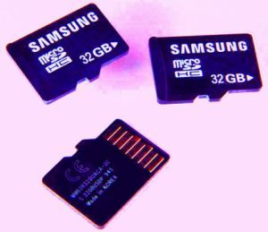 32 gigabájtos microSD a Samsungtól