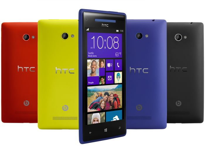 Hivatalos a Windows Phone 8-as HTC 8X