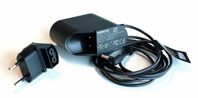 Visszahívják az áramütést okozó Nokia töltőket