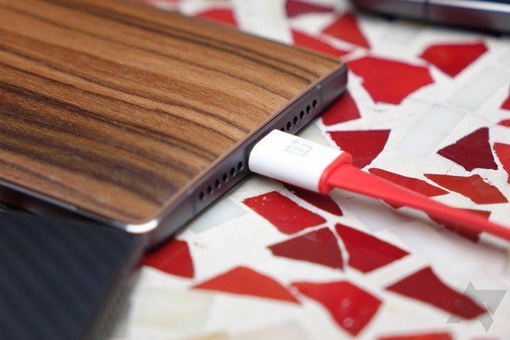 Kevesebb mint három óra alatt feltölthető a OnePlus 2