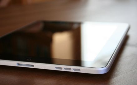 Március 2: itt az iPad 2  