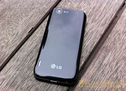 Videón az LG Victor