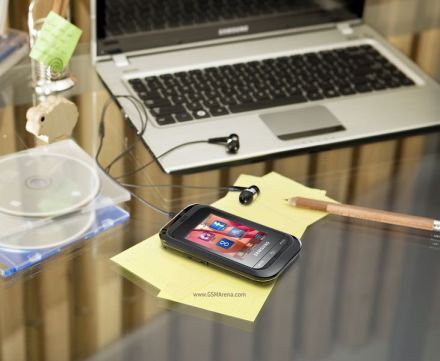 Samsung Champ, a legolcsóbb érintõs mobil