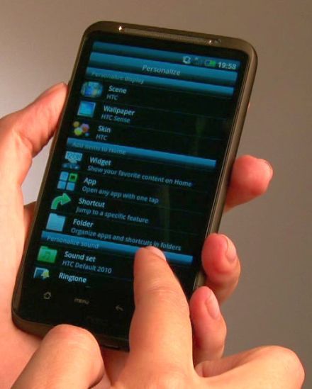 /txt/hirek/kepek/htc-new-sense3_20100915.jpg Teljesen megújul a HTC Sense és lesz navigáció is!