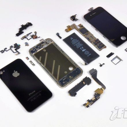 Mennyibe is kerül az új iPhone 4?