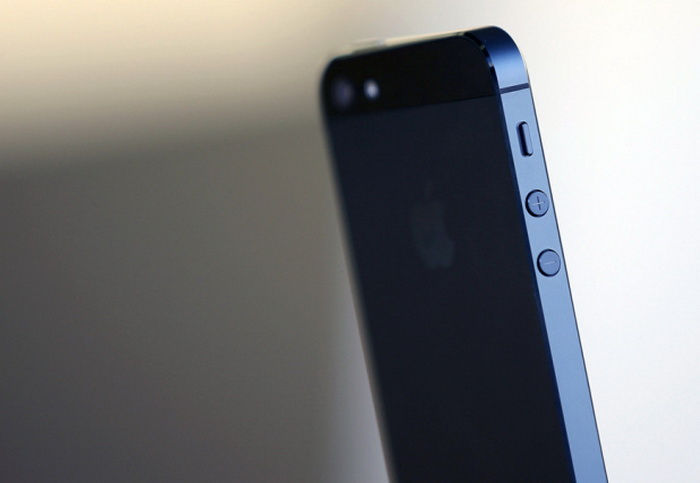 Szeptember 10-én jön az Apple iPhone 5S