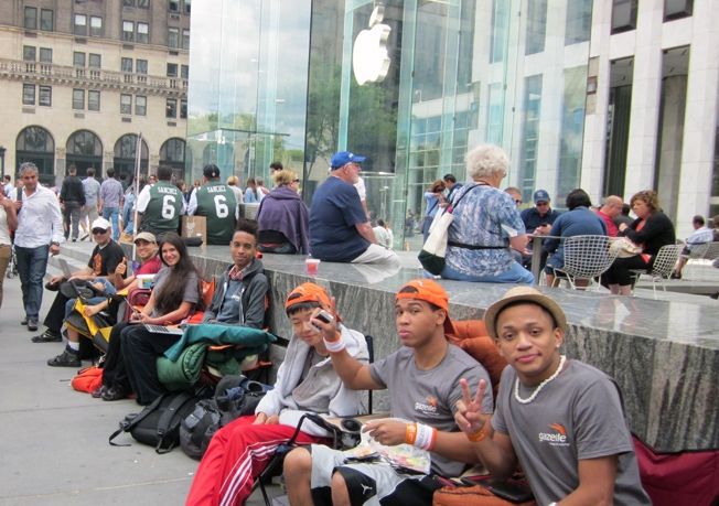 55 millió iPhone fogyott három hónap alatt