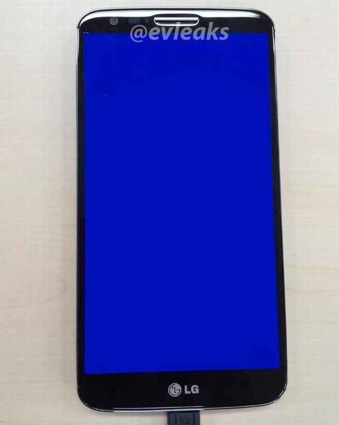 Képeken az LG Optimus G2 prototípusa