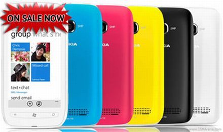 Elkezdődött a Nokia Lumia 710 szállítása