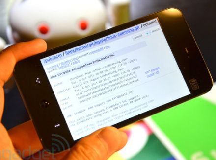 Négymagos mobil májusban