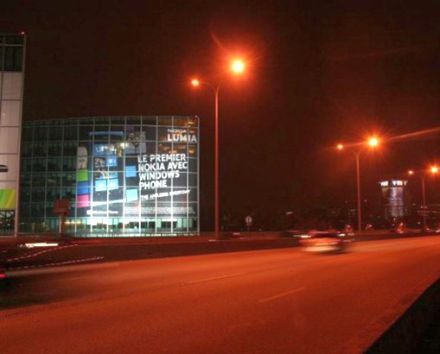 Húsz méter magas Windows Phone Manhattanben