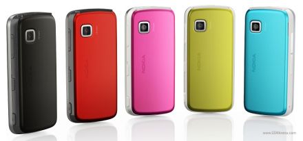 Nokia 5228: 5230 3G és GPS nélkül