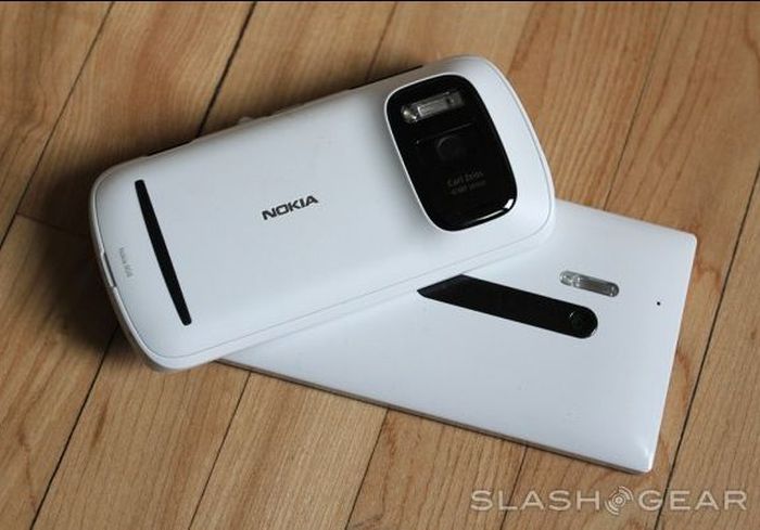 Nokia Lumia 1020: pózolj sajtófotón!