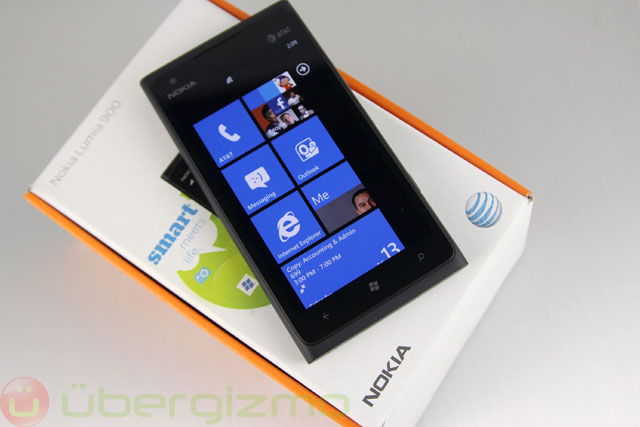 Tízezer embert rúg ki a Nokia