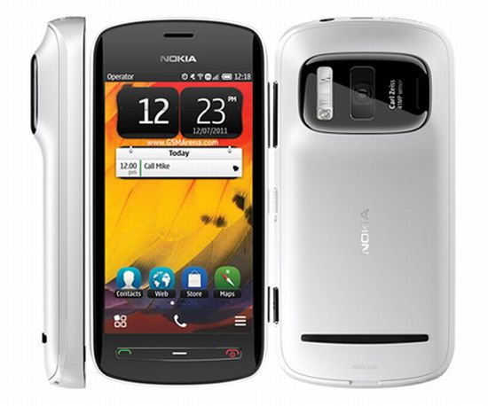 16 perc a 41 megapixeles Nokia 808 PureView-val