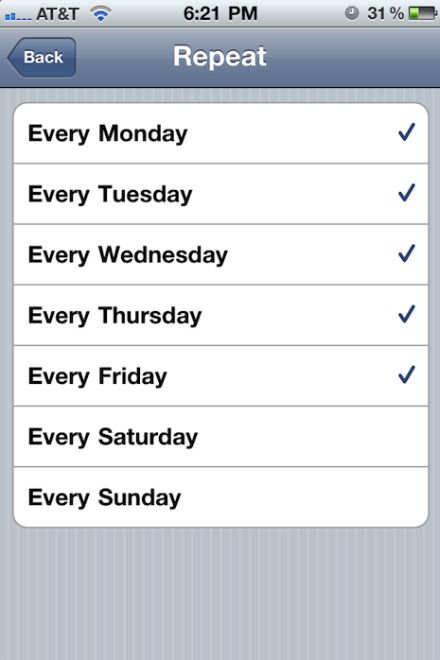 iPhone gond az újév hajnalán