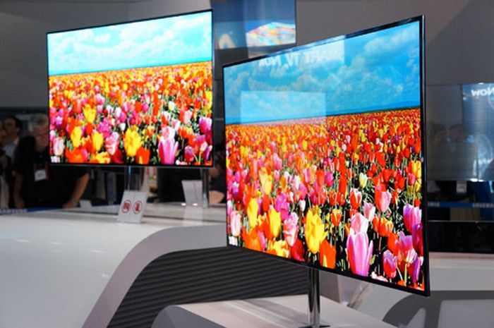 Letartóztatták az AMOLED atyját