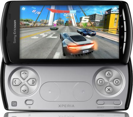 Xperia Play: fociőrület a mobilodon