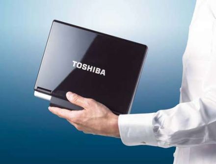 Toshiba NB100 Toshiba laptopokkal a T-Mobile hálózatán