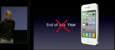 /txt/hirek/kepek/white-iphone-4-delayed-again-0_20100726.jpg Tovább csúszik a fehér iPhone 4 megjelenése