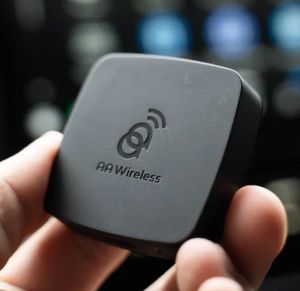 Az AAWireless a vezeték nélküli Android Auto adapter az Apple CarPlay támogatását teszteli