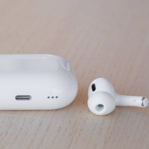 Az AirPods Pro 3 is érkezik az iPhone 17 bemutatóján!