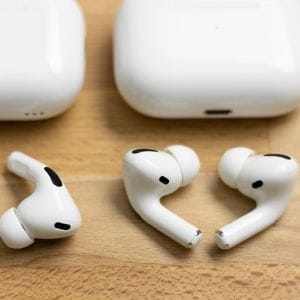 Az Apple az AirPods Lite kiadását 2024 második felére tervezi